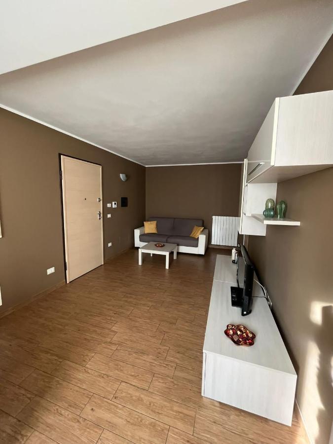 La Maison Di Gabriella E Alfredo Edolo Bagian luar foto